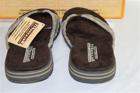 SKECHERS "EVENTED ARVEN" MEN'S RELAXED FIT MEMORY FOAM