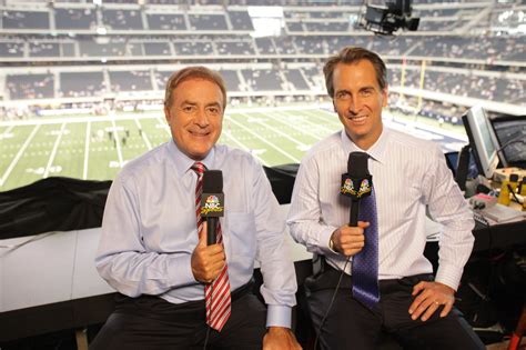 NBC’s ‘Sunday Night Football’ team goes to great lengths to make NFL on TV entertaining - The ...