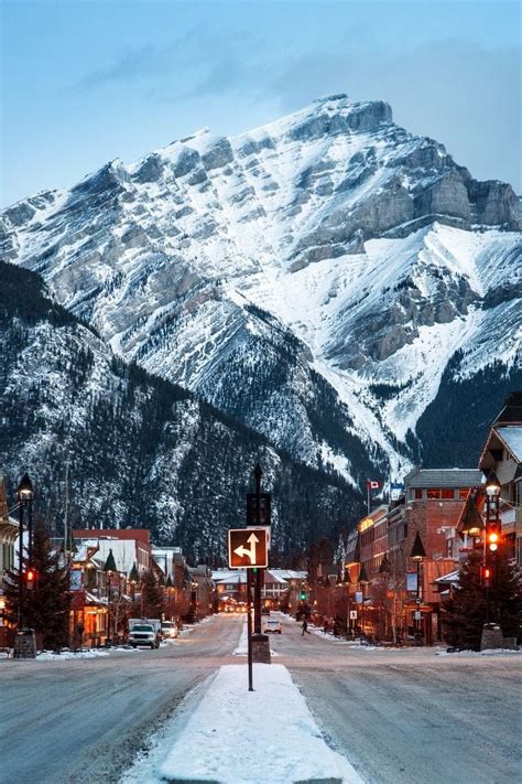 When Is The Best Time To Visit Alberta, Canada? | Summer Vs Winter