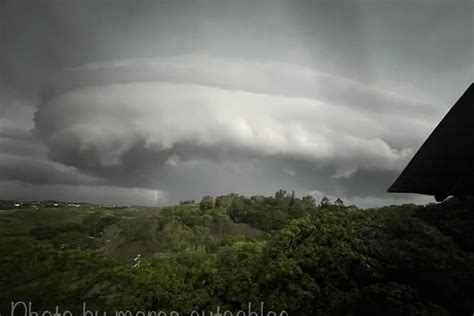 Spectacular cloud formation brings rain, thunder and lightning to parts ...