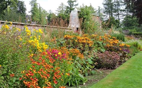 Castle Fraser and Gardens - Great British Gardens