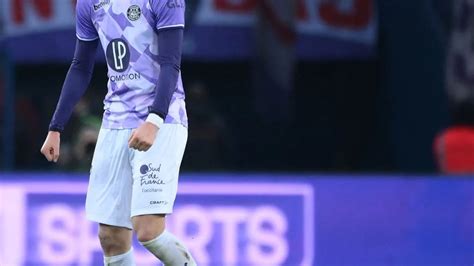 Five Key Players of Toulouse FC: Rising Stars in French Football