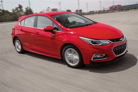 2017 Chevrolet Cruze LT Hatchback First Test Review