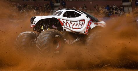 Monster Mutt Dalmatian | Trucks and Drivers | Monster Jam®