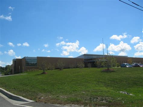 Beach Park, IL : Beach Park Middle School on Greenbay Road photo, picture, image (Illinois) at ...