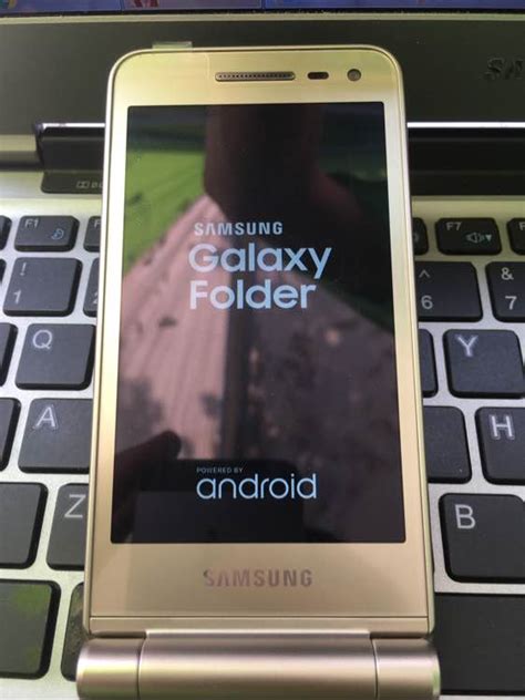 Samsung Galaxy Folder 2 Leaks in New Batch of Images