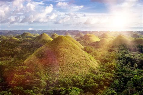 Sun setting over the mysterious Chocolate hills, Bohol isl… | Flickr