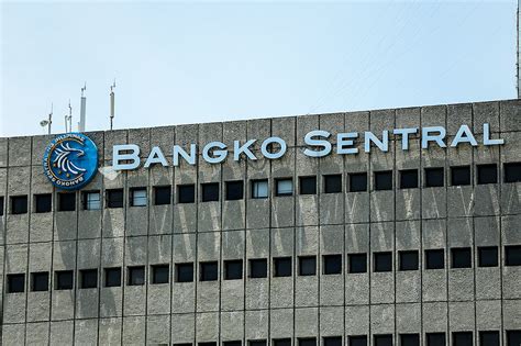 WATCH: Why Bangko Sentral sees no need to raise interest rates | ABS-CBN News