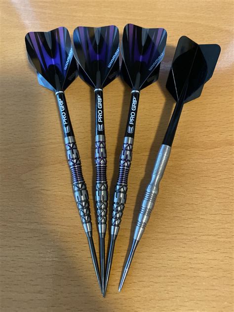 NDD! Winmau Simon Whitlock Special Edition! : r/Darts