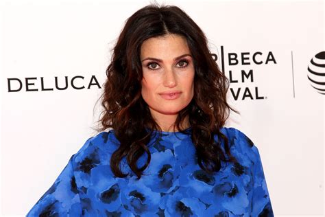 Idina Menzel Frozen: She Supports Giving Elsa a Girlfriend | TIME