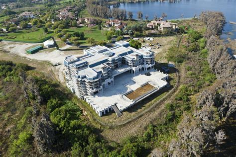 Versailles House; Florida - 90,000 sq ft [3031x2022] : AbandonedPorn