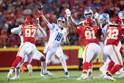 Lions spoil Chiefs’ Super Bowl celebration, rallying for win in NFL opener