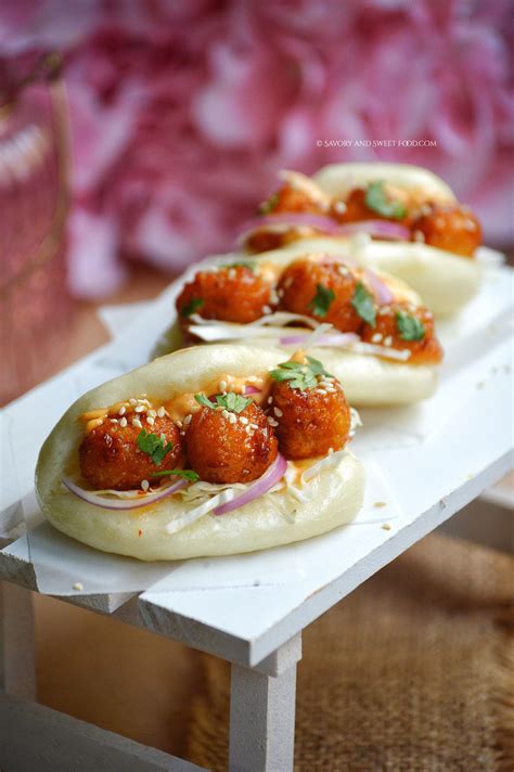 Korean Chicken Bao Bun - Savory&SweetFood