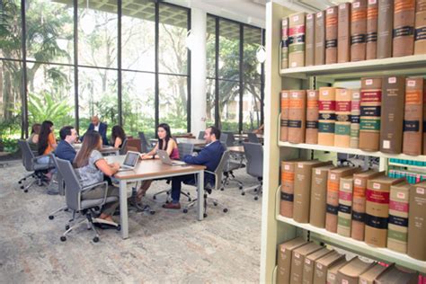 Explore the Law Library | School of Law | University of Miami