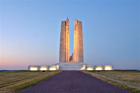 Vimy Memorial, Vimy, Pas de Calais, France - WW1 Cemeteries.com - A photographic guide to over ...