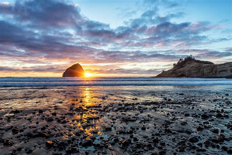 Sunset at Haystack Rock, Cape, Kiwanda, Pacific City, Oregon Photograph ...