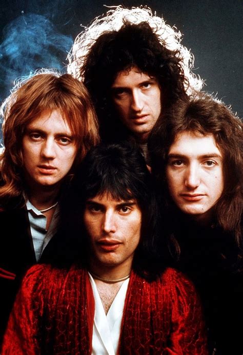 1970-1975 | Queen freddie mercury, Queen photos, Freddie mercury