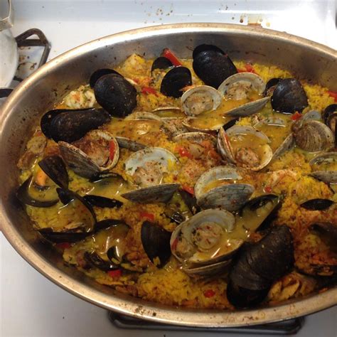 Authentic Paella Valenciana Recipe | Allrecipes