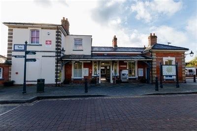 Braintree Railway Station - Station Approach, Braintree, Essex, UK ...