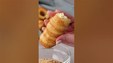 Prepare the best croissants at home - with puff pastry twisted over ...