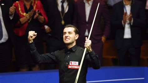 Mark Selby retains World Championship title after 18-15 win over John ...