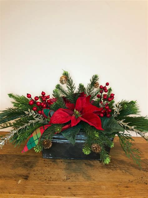 Red Poinsettia Centerpiece, Natural Poinsettia Christmas Arrangement ...