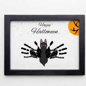 Printable Halloween Handprint Craft, Bat Handprint Art, Daycare Activities, Printable Halloween ...