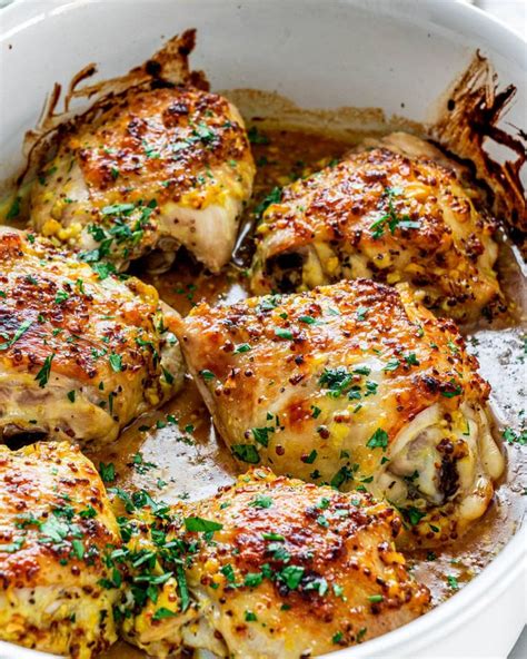 This Oven Baked Chicken Thighs recipe is a force to be reckoned with! Simple and d… | Chicken ...