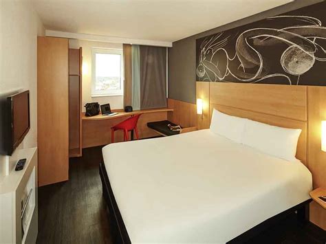 ibis Reading Centre | Well Equipped Hotel in Reading - ALL