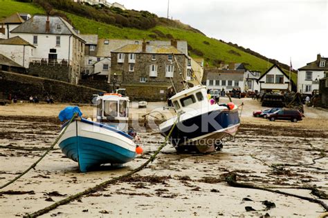 Fishing Boats AT Low Tide Port stock photos - FreeImages.com