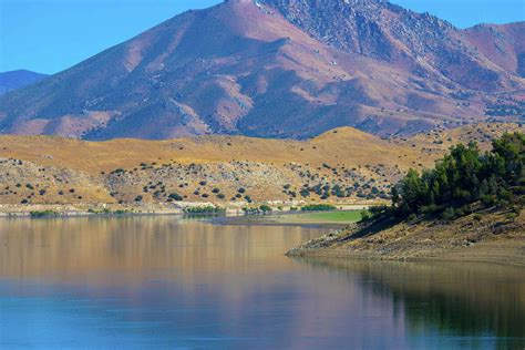 California ghost town emerges from drying Lake Isabella