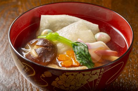 What Is Ozoni? All About Traditional Japanese New Year's Soup | tsunagu ...