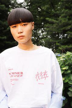 미뇽네프(mignonneuf) Mnfs _2019 SS Lookbook / Mnfs Heavy overfit Summerchaser front logo T-shirt # ...