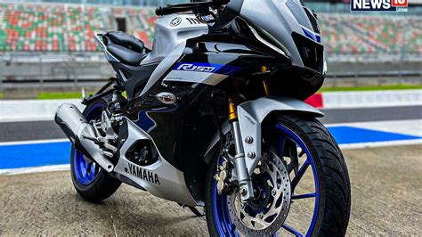 Yamaha R15 V4 M in Pics: See Design, Features and More in Detail - News18