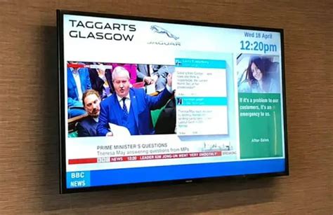 20 Digital Signage Examples That Are Redefining Engagement - EmbedSocial