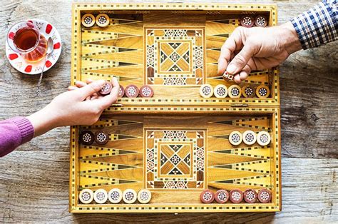 Backgammon Strategy & Top Tips In 2023 | Opening Moves & How To Win