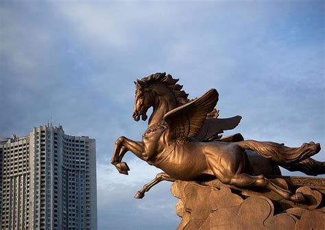 Chollima horse statue in Pyongyang - North Korea | National animal ...