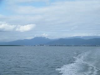 Trails from the Mainland | Departing for Green Island Off th… | Flickr