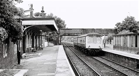 Huyton Railway Station Map - England - Mapcarta