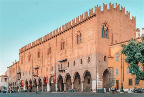 9 Best Things To Do In Mantua, Italy - Hand Luggage Only - Travel, Food & Photography Blog