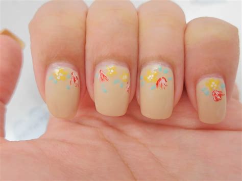 Floral Cuticle Nail Art - chichicho~