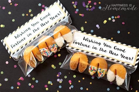 Glitter Dipped Fortune Cookie Party Favors - Happiness is Homemade