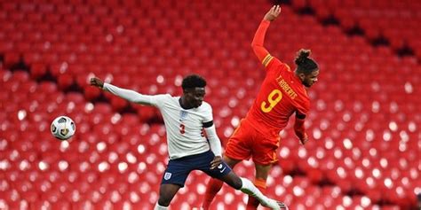 Bukayo Saka makes decent England debut - Just Arsenal News