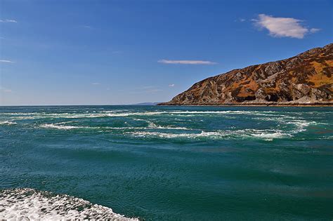 Corryvreckan whirlpool swirling off Scarba (Excursion from Islay) | Islay Pictures Photoblog