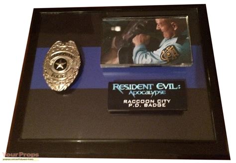 Resident Evil: Apocalypse Raccoon City Police Badge original movie prop