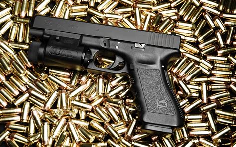 Glock 17 Wallpaper - WallpaperSafari