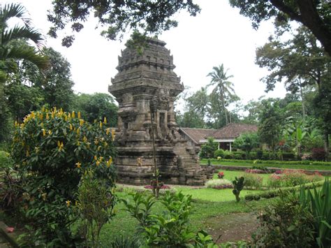 Candi Kidal Situs Unik di Malang Jawa Timur - Jawa Timur