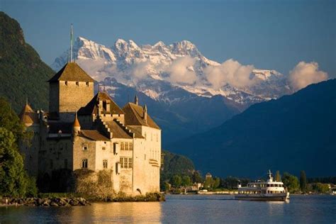 The Glacier Express & Scenic Switzerland in Winter