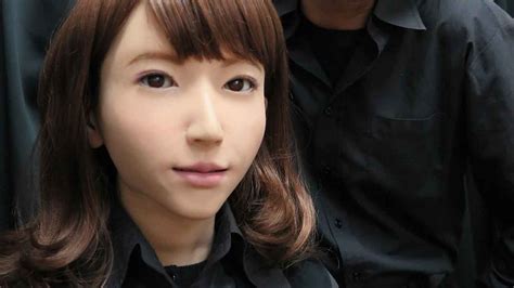 Realistic androids coming closer, as scientists teach a robot to share ...