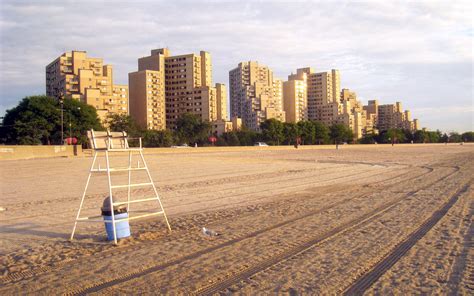 Revere Beach / Massachusetts / USA // World Beach Guide